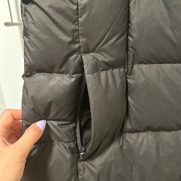 The North Face Winter Coat - Picture 2 of 9